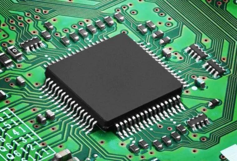 回收存儲器、傳感器、微控制器、收發(fā)器，新能源IC，5G 芯片