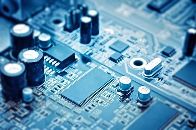 供應(yīng)美光 NAND 存儲器 IC、萊迪思硬件管理控制器、英特爾 FPGA IC