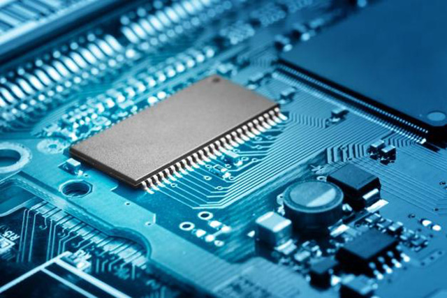 回收瑞薩特定應(yīng)用時鐘：PCI Express 時鐘、處理器時鐘、實時時鐘